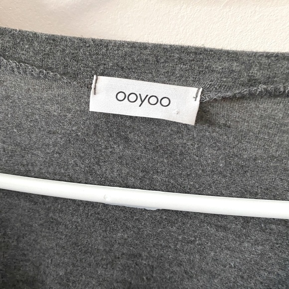 Black and Grey Long T-Shirt - Picture 2 of 2